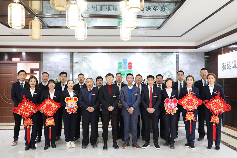  贵州华体网页版页面登录：提高建造资质 解决就业岗位 助力脱贫攻坚
